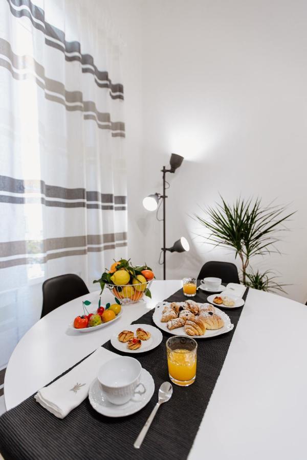 Apartamento Les Amis Syracuse Exterior foto