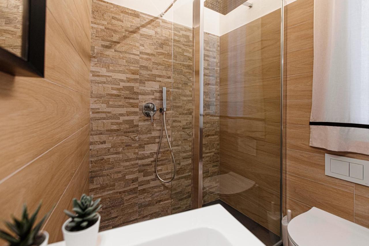 Apartamento Les Amis Syracuse Exterior foto